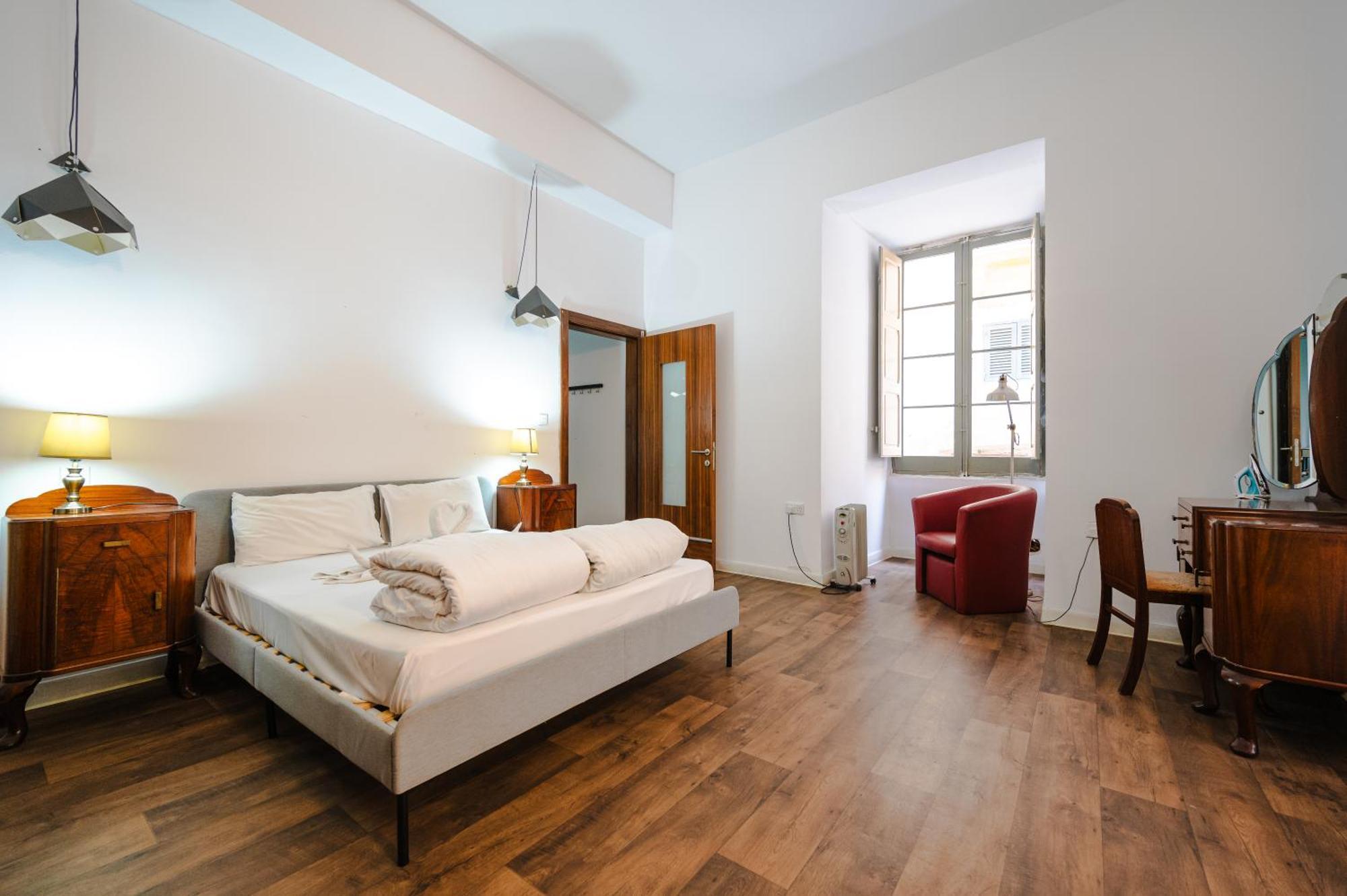 St Mark Two Bedroom Apartment Валета Екстериор снимка
