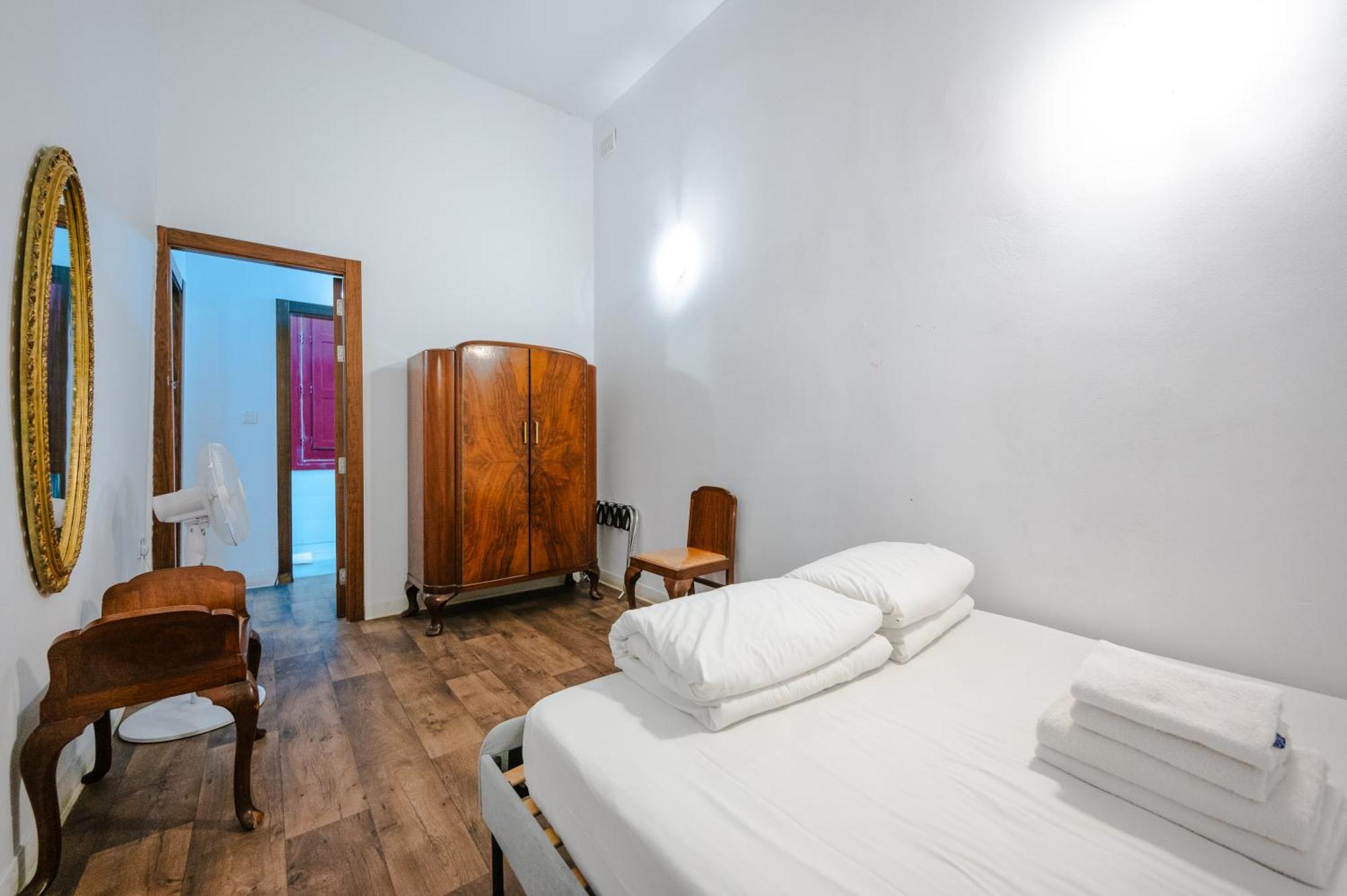 St Mark Two Bedroom Apartment Валета Екстериор снимка